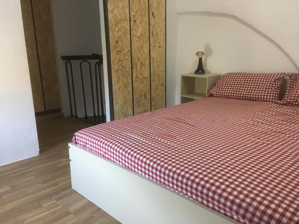 לינה וארוחת בוקר Los Valverde Casa Aguila 2.0 מראה חיצוני תמונה